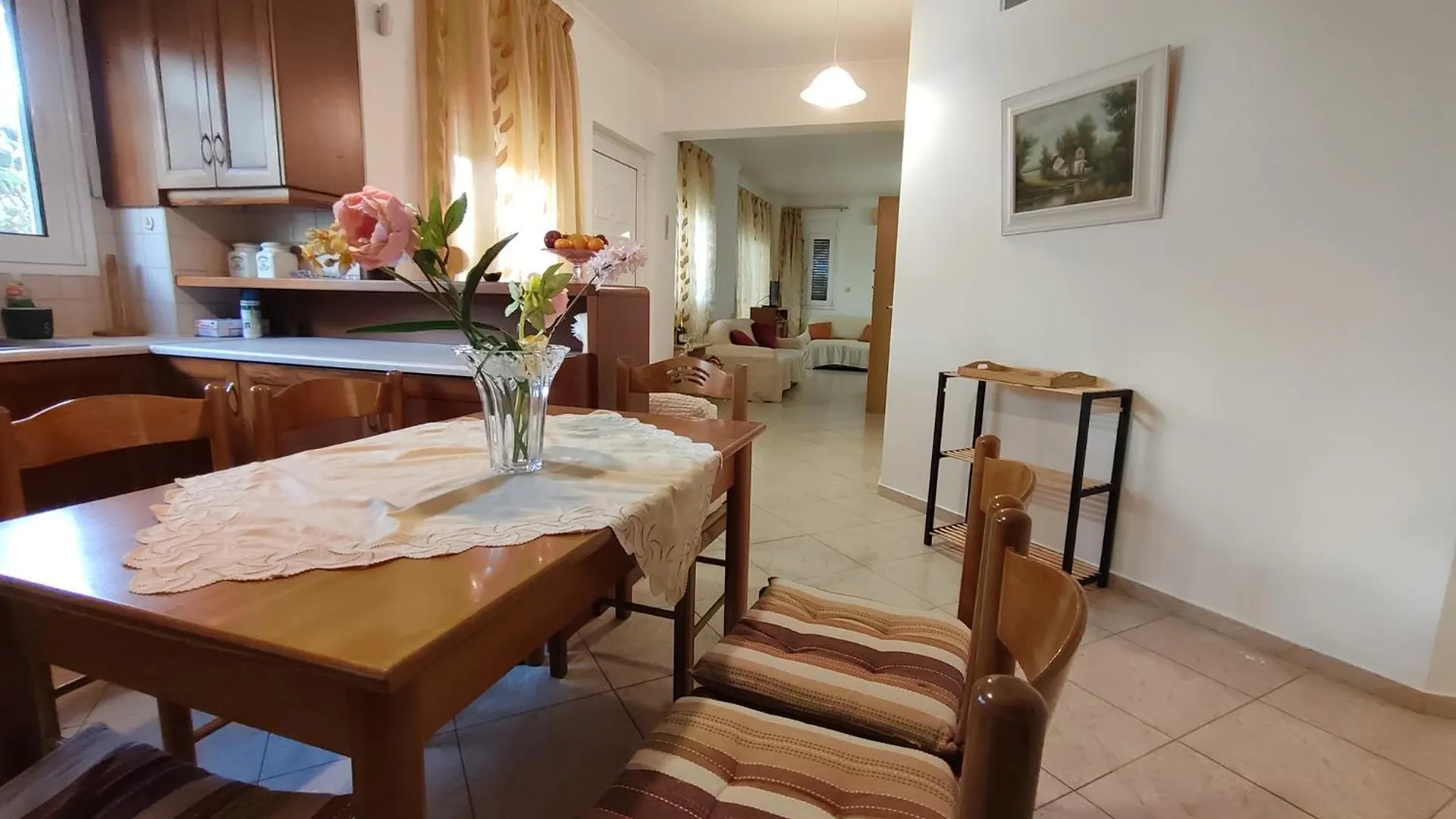 Georgia'S Family Apartment Iraklio